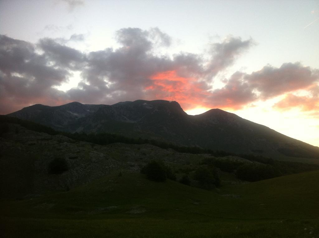 Boskovica Brvnare Guest House ชาเบลียค ภายนอก รูปภาพ