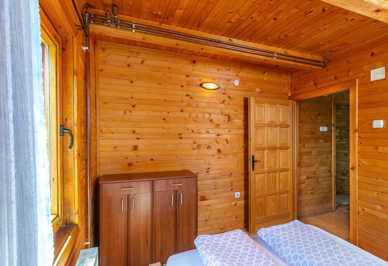 Boskovica Brvnare Guest House ชาเบลียค ภายนอก รูปภาพ